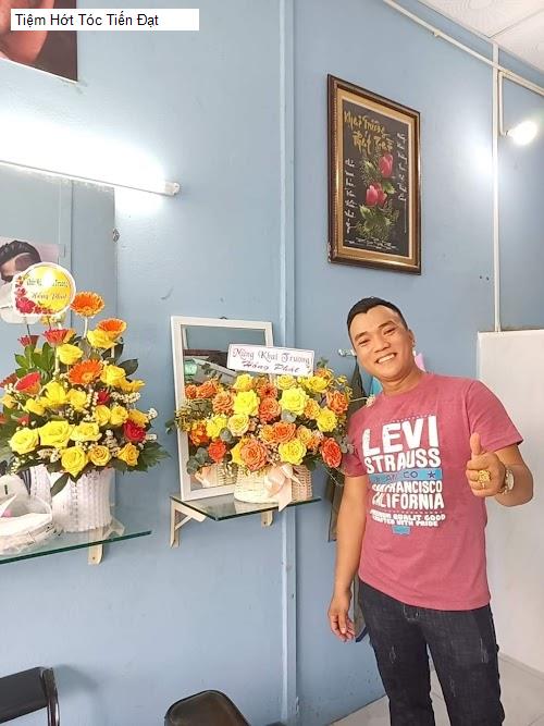 Hình ảnh Tiệm Hớt Tóc Tiến Đạt